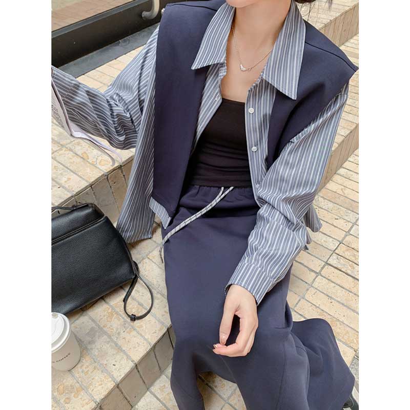 ストライプシャツ×ドペンシルロングスカート