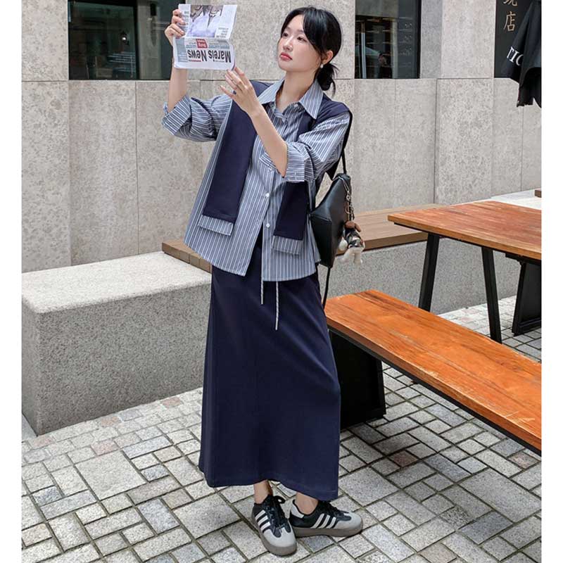 ストライプシャツ×ドペンシルロングスカート