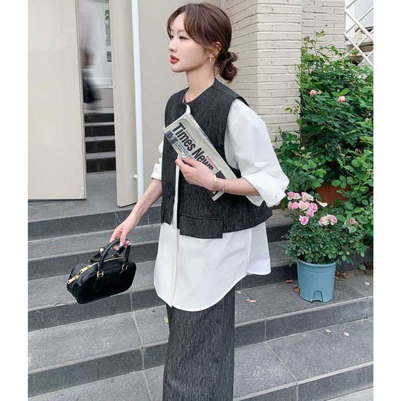 レイヤード風ブラウス×ワイドクロップドパンツ