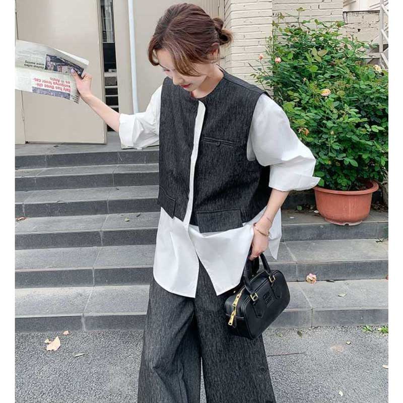 レイヤード風ブラウス×ワイドクロップドパンツ
