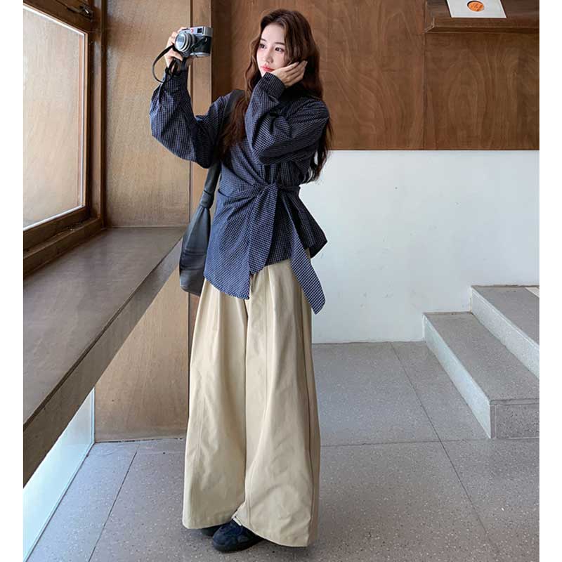 サイドリボンシャツ×ルーズワイドパンツ