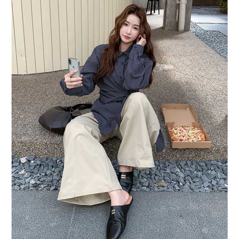 サイドリボンシャツ×ルーズワイドパンツ
