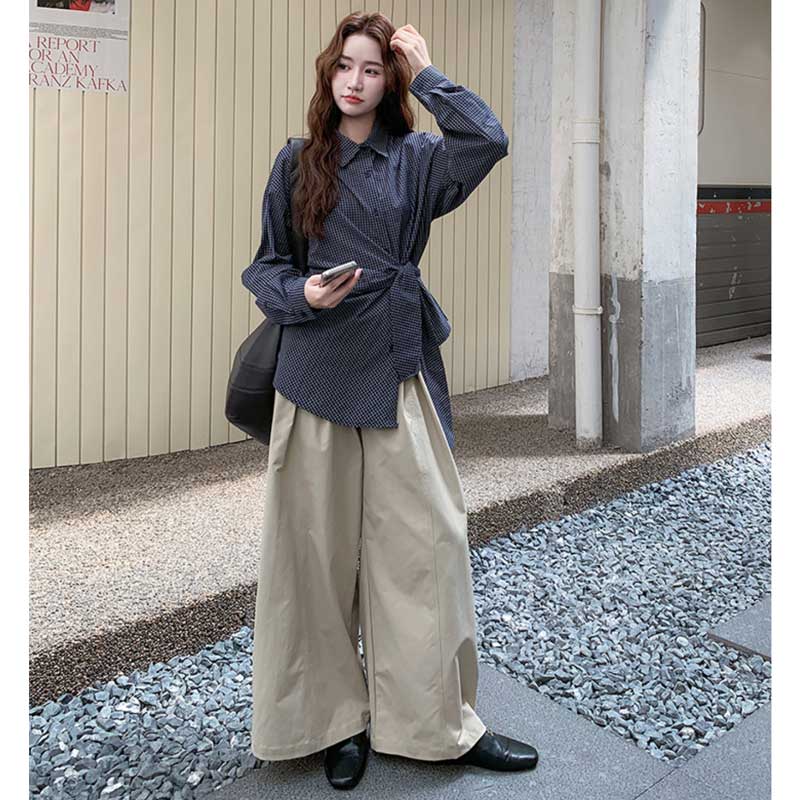 サイドリボンシャツ×ルーズワイドパンツ