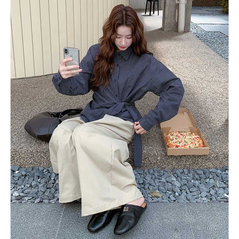 サイドリボンシャツ×ルーズワイドパンツ