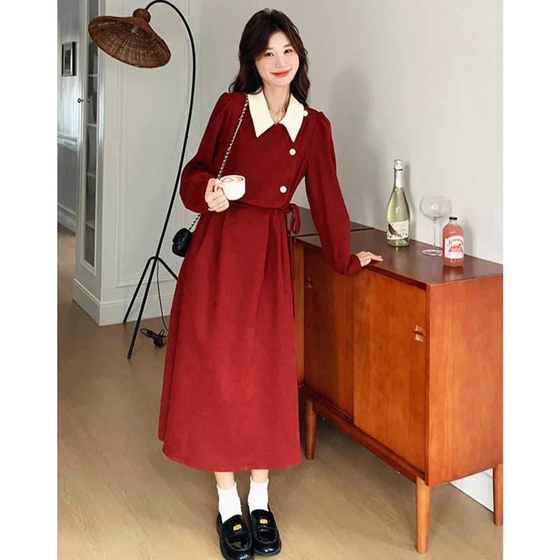 レトロセットアップ風ワンピース