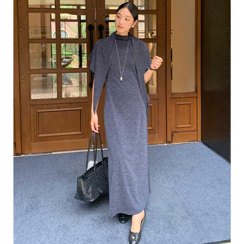 ショール付きハイネックワンピース