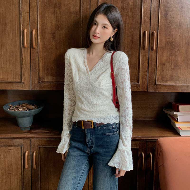 Vネックレースカットソー(2colors)