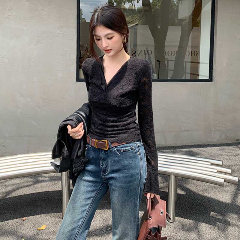 Vネックレースカットソー(2colors)