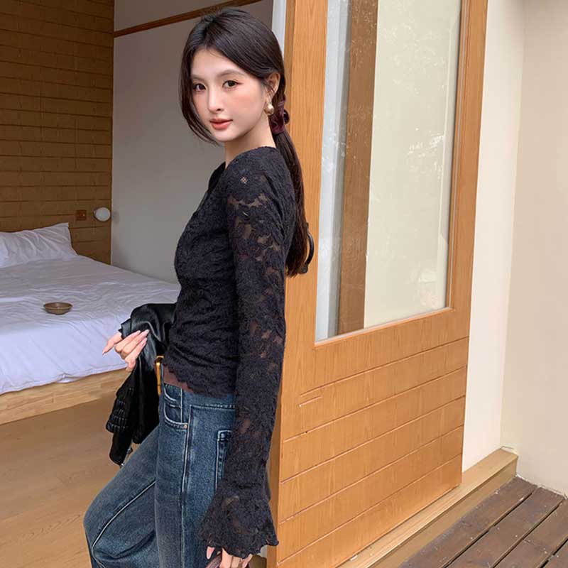 Vネックレースカットソー(2colors)