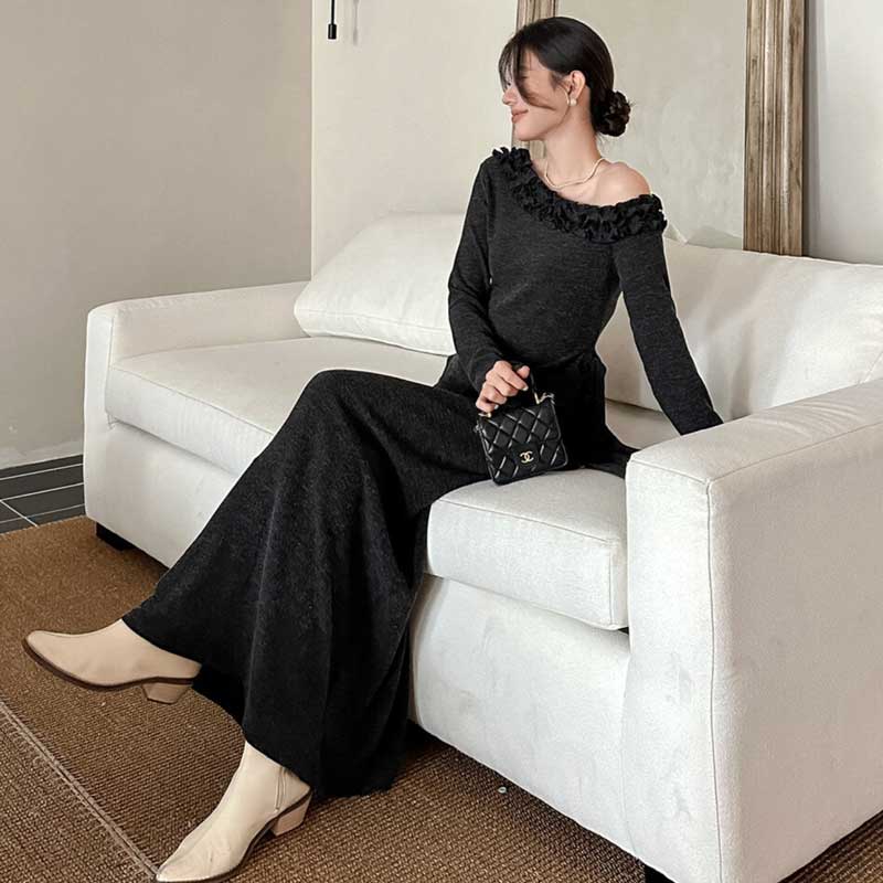 ワンショルダーフリルネックセットアップ