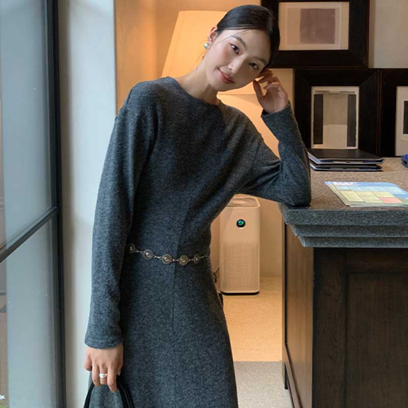 チェーンベルト付きマキシワンピース(2colors)