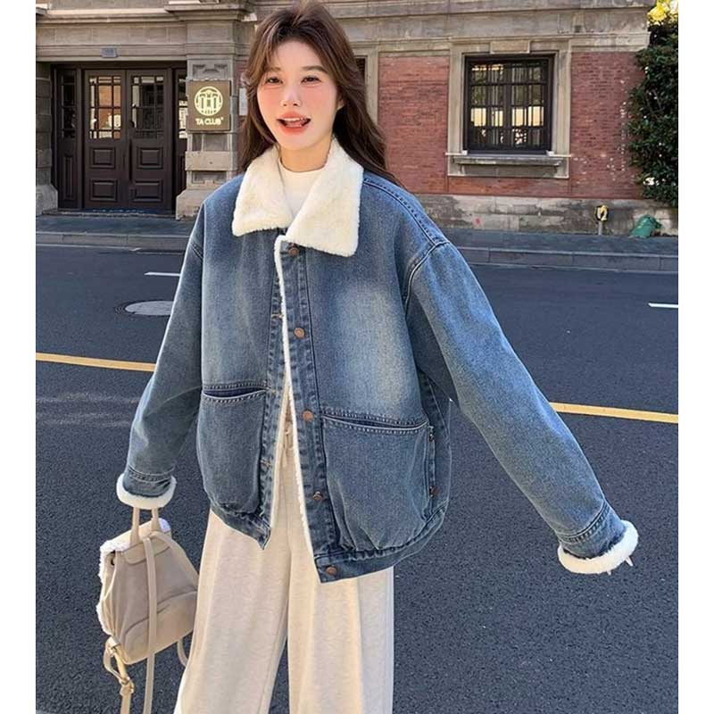 ボア襟デニムジャケット