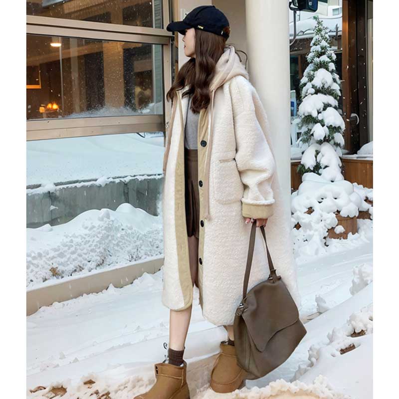 フード付きボアロングコート