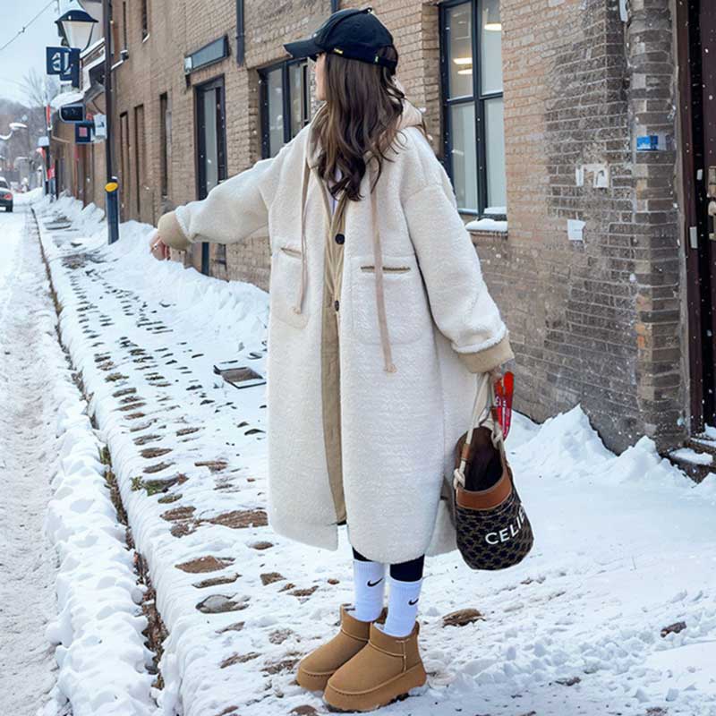 フード付きボアロングコート