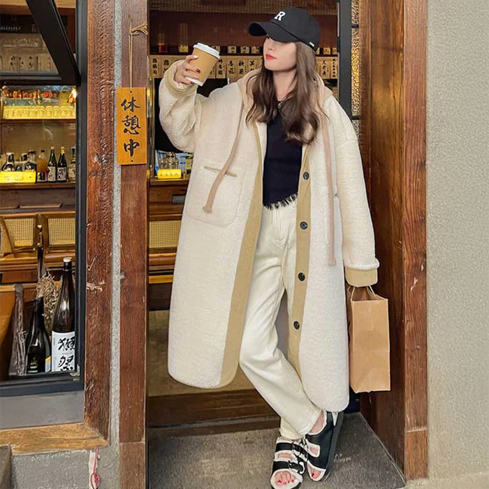 フード付きボアロングコート