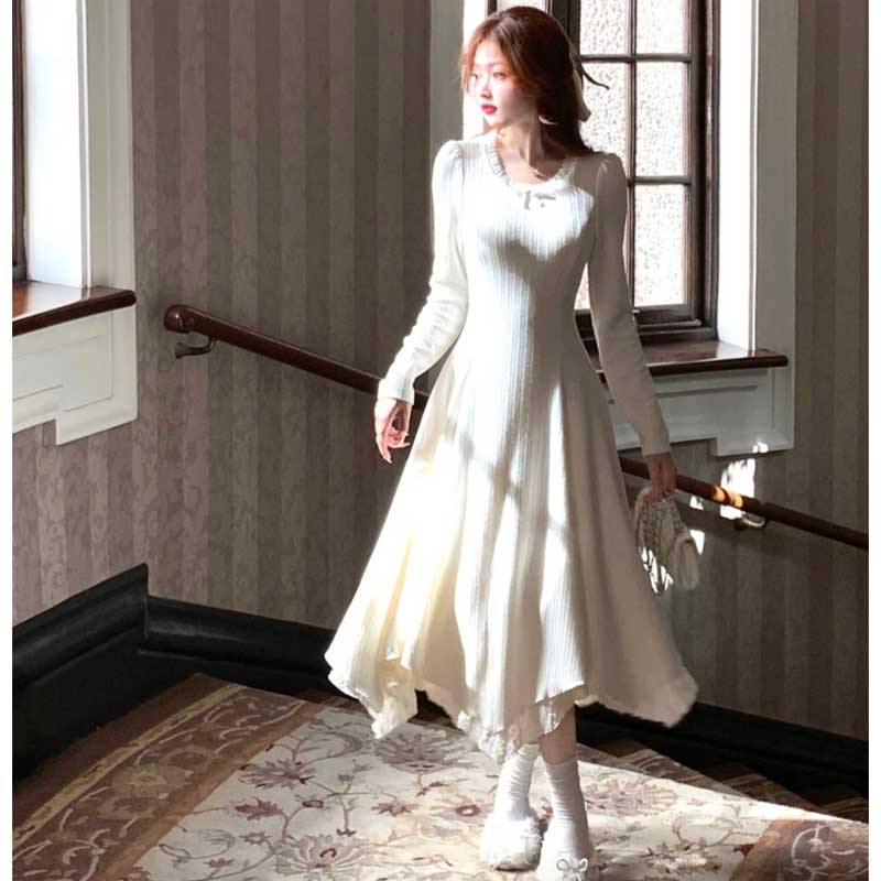 レーストリムフレアニットワンピース