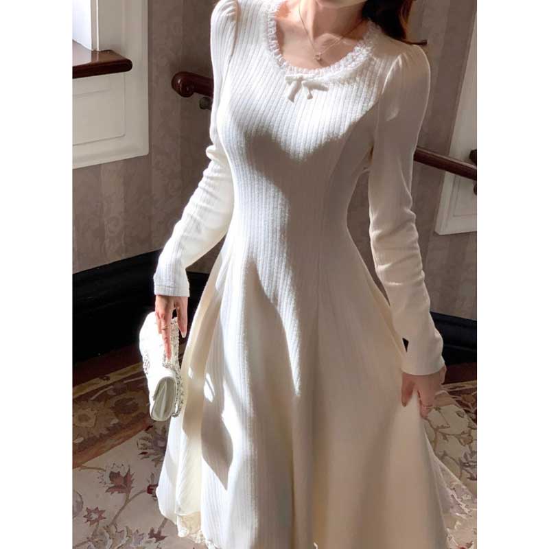 レーストリムフレアニットワンピース