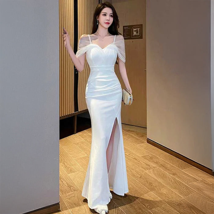 オフショルダースリット入りロングドレス(2colors)（白・青）大胆