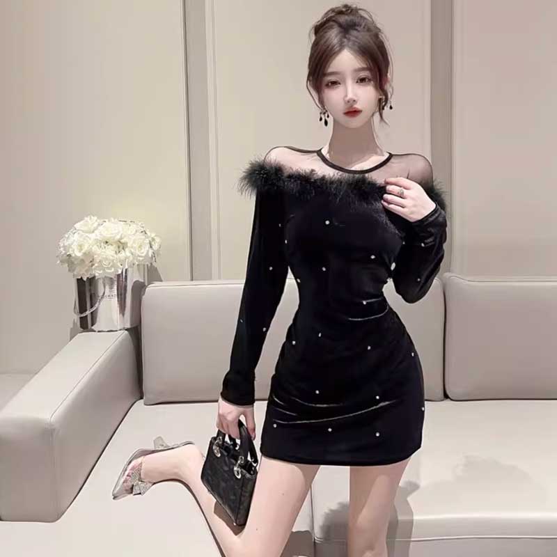 ドットベロアミニドレス