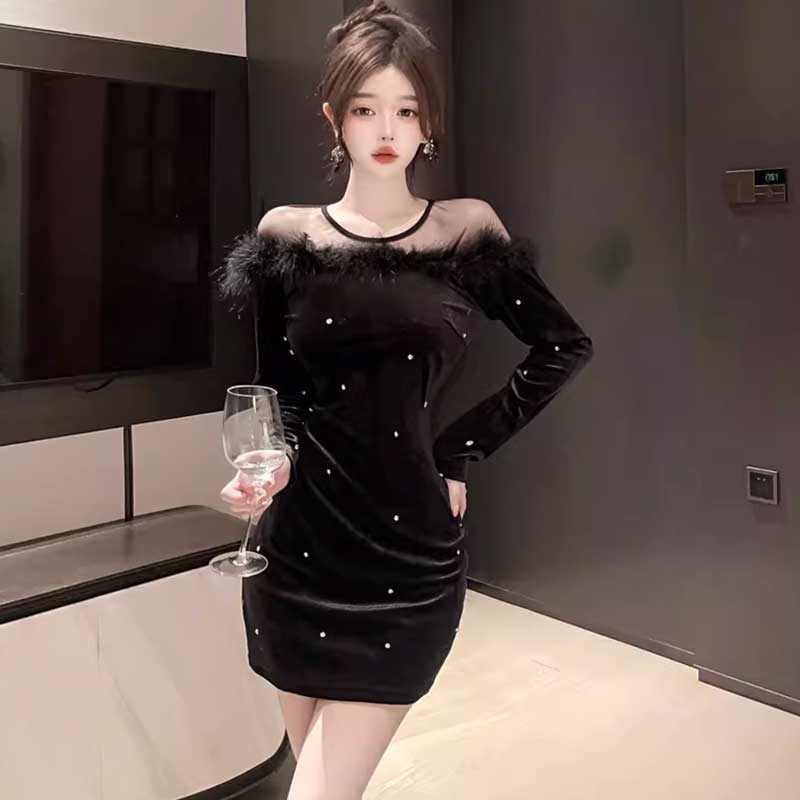 ドットベロアミニドレス