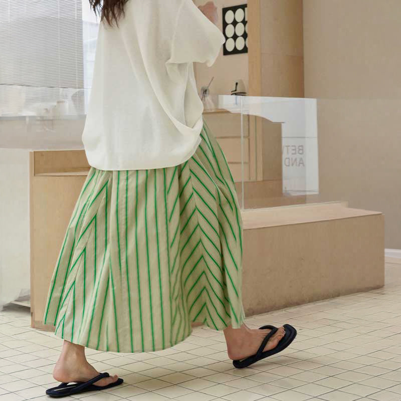 変形ストライプAラインスカート