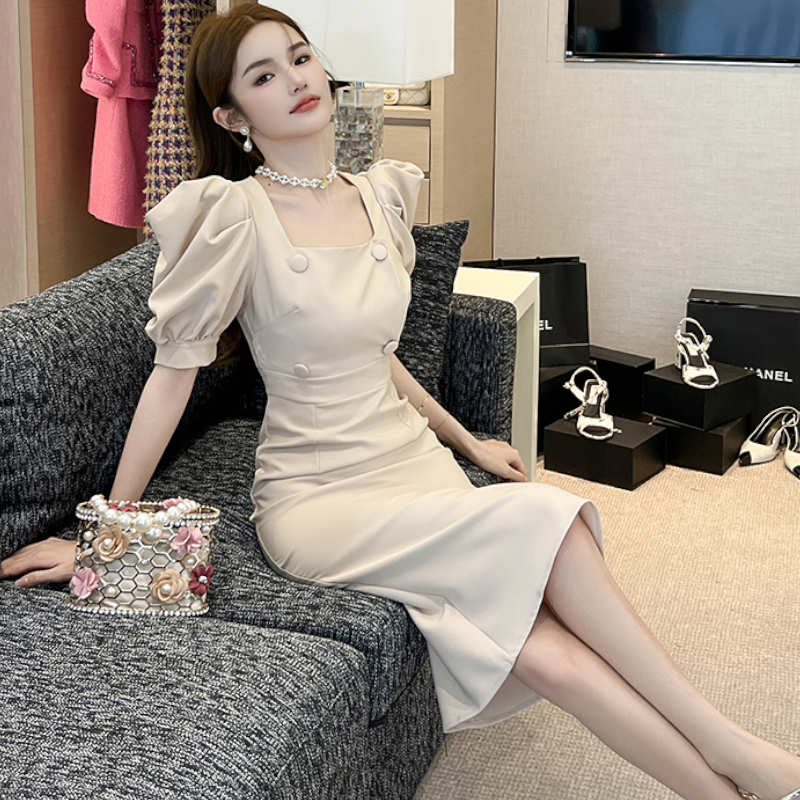 パワーショルダースクエアネックタイトワンピース(2colors)