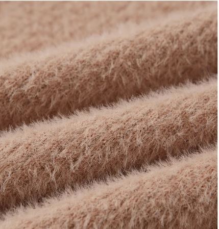 クロップドマシュマロニット×ナローニットスカート