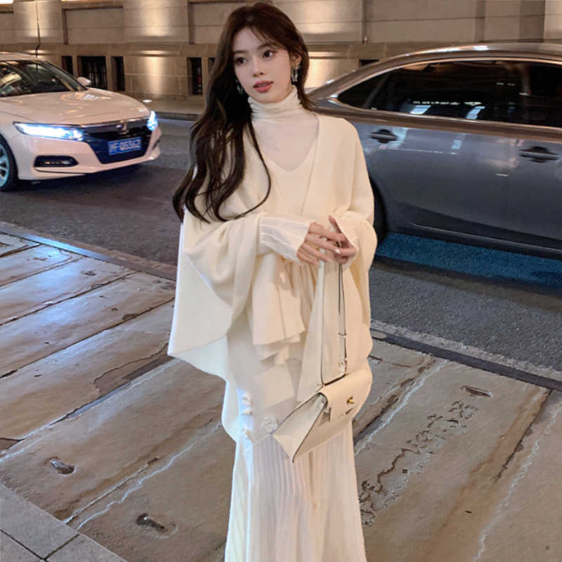 ウエストリボン付きポンチョニットカーディガン