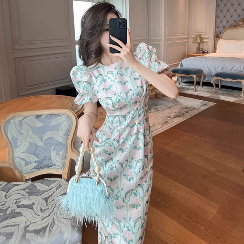 レトロフラワータイトワンピース