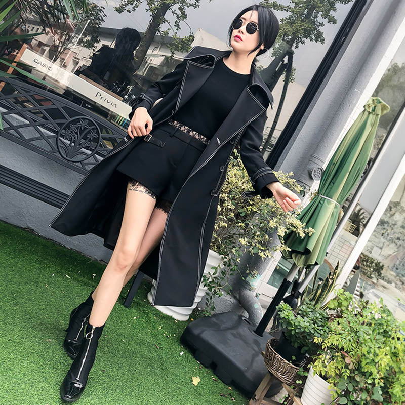 アウトラインステッチヨークトレンチコート