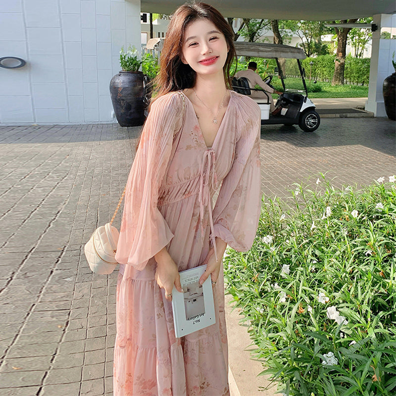 フェミニンピンクフローラルワンピース
