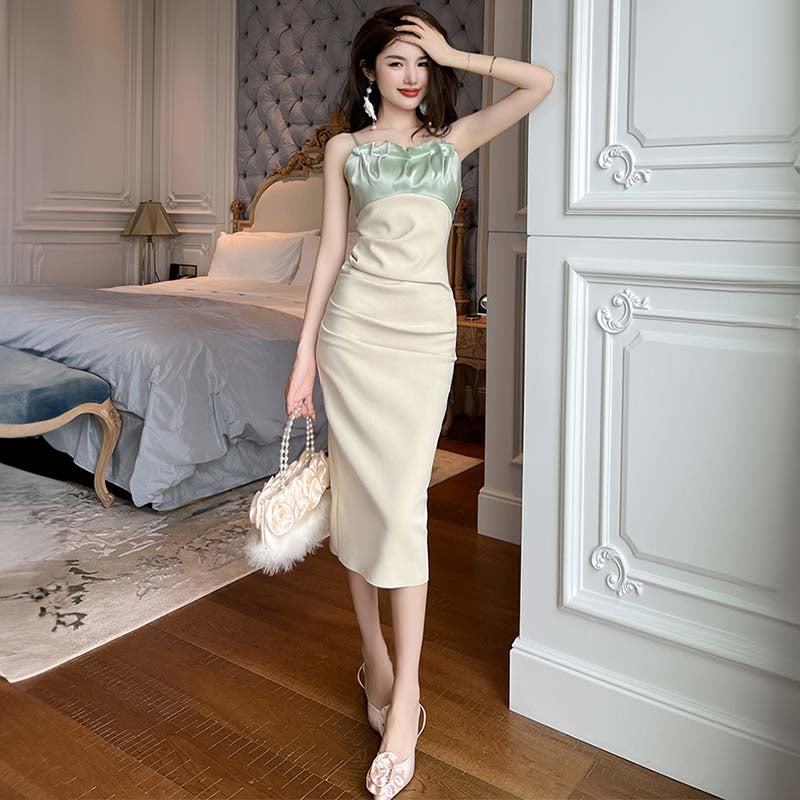 バイカラータイトキャミワンピース