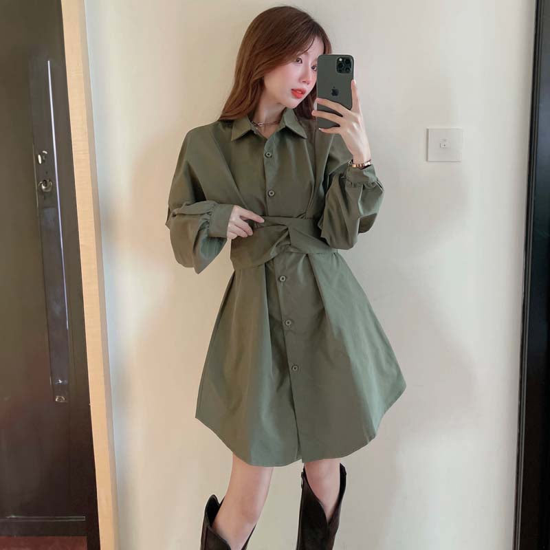 ミリタリーロングシャツ×ショートパンツ