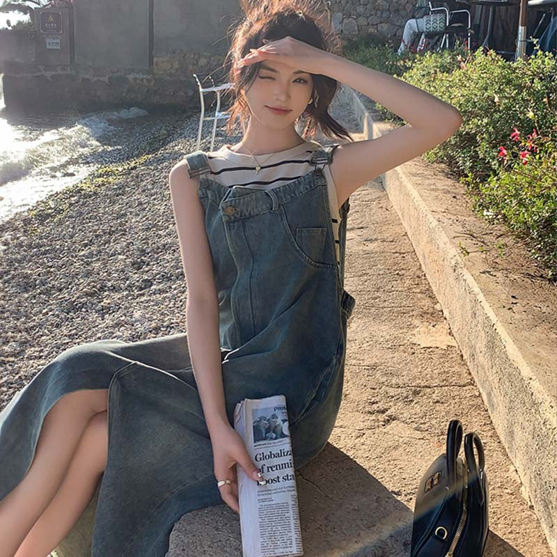 リメイク風デニムサロペットスカート