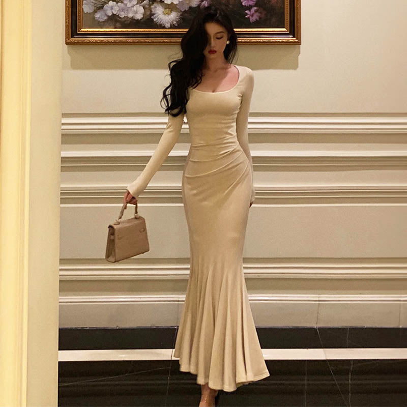 ラウンドネックマーメイドニットワンピース