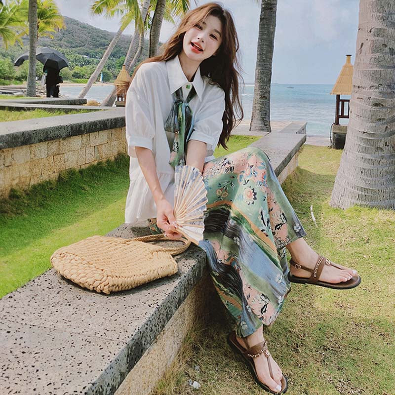 裾フレアブラウス×ボタニカルロングスカート