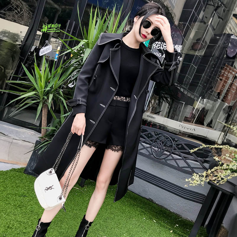 アウトラインステッチヨークトレンチコート