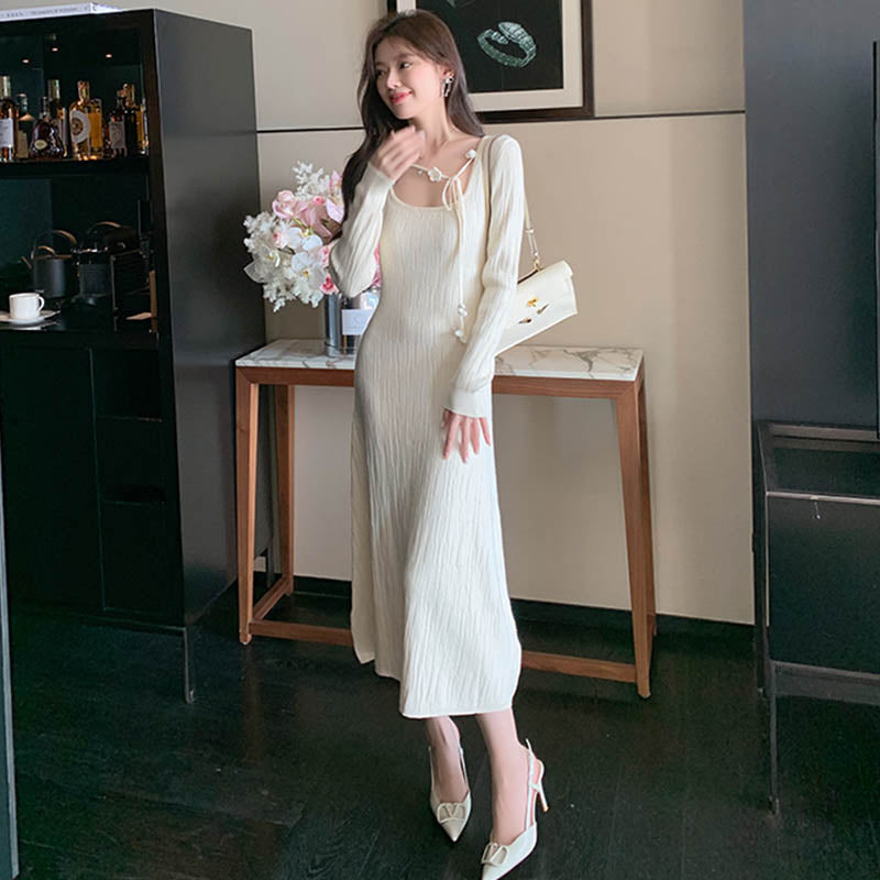 フラワーチョーカーコンビスクエアネックニットワンピース