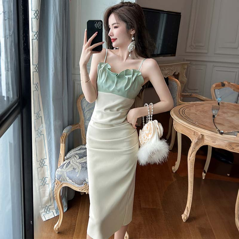 バイカラータイトキャミワンピース