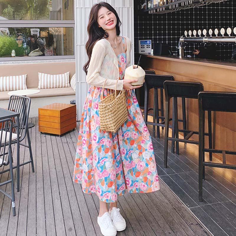 ショート丈カーディガン×ハイウエストフラワーワンピース