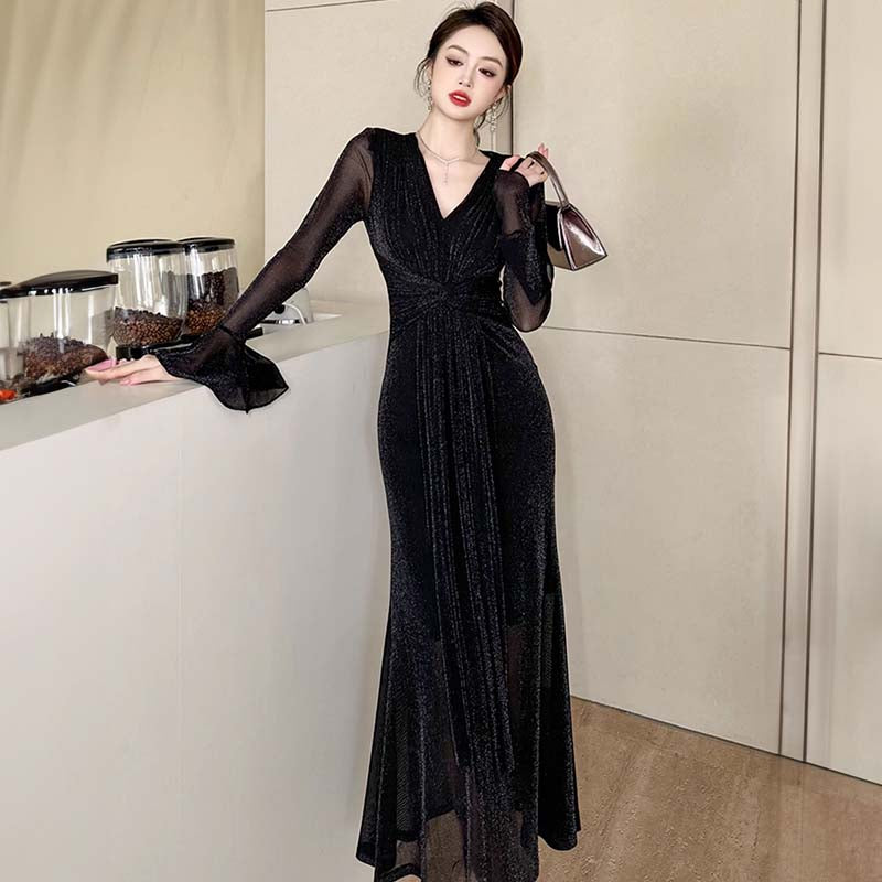 Vネックウエストクロスギャザーワンピース