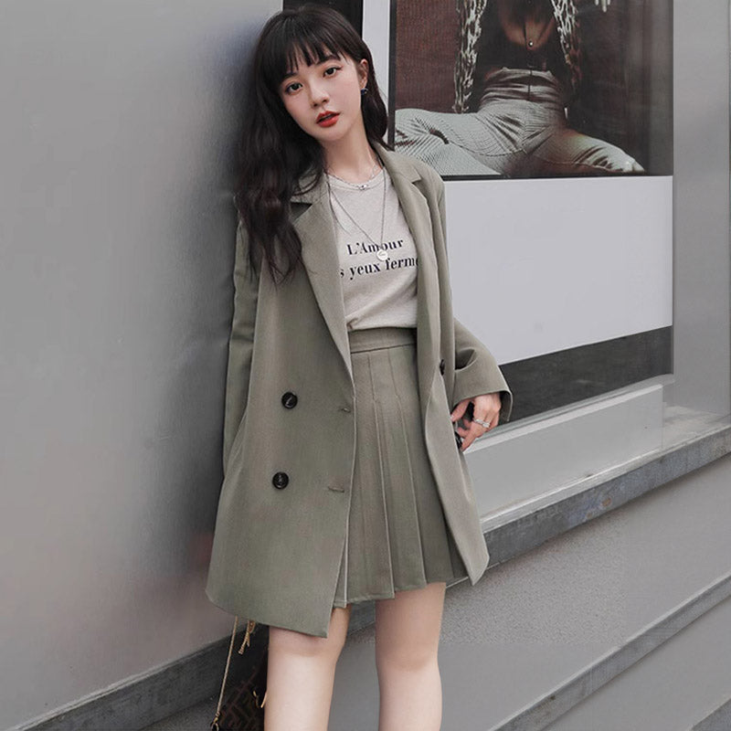 ロングテーラードダブルジャケット×プリーツミニスカート