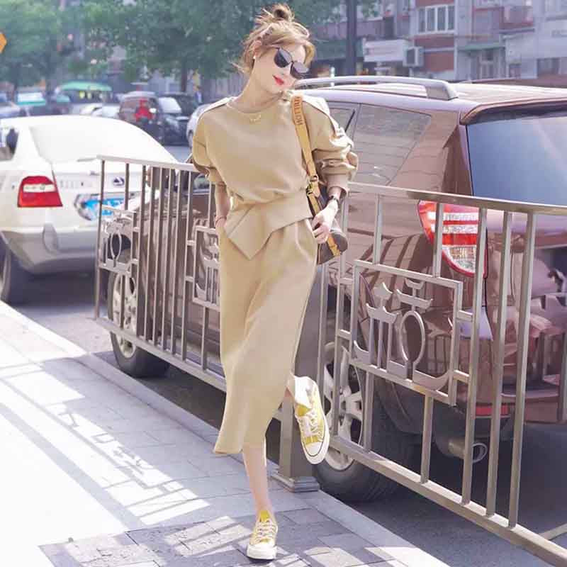 スタイルアップスウェットセットアップ