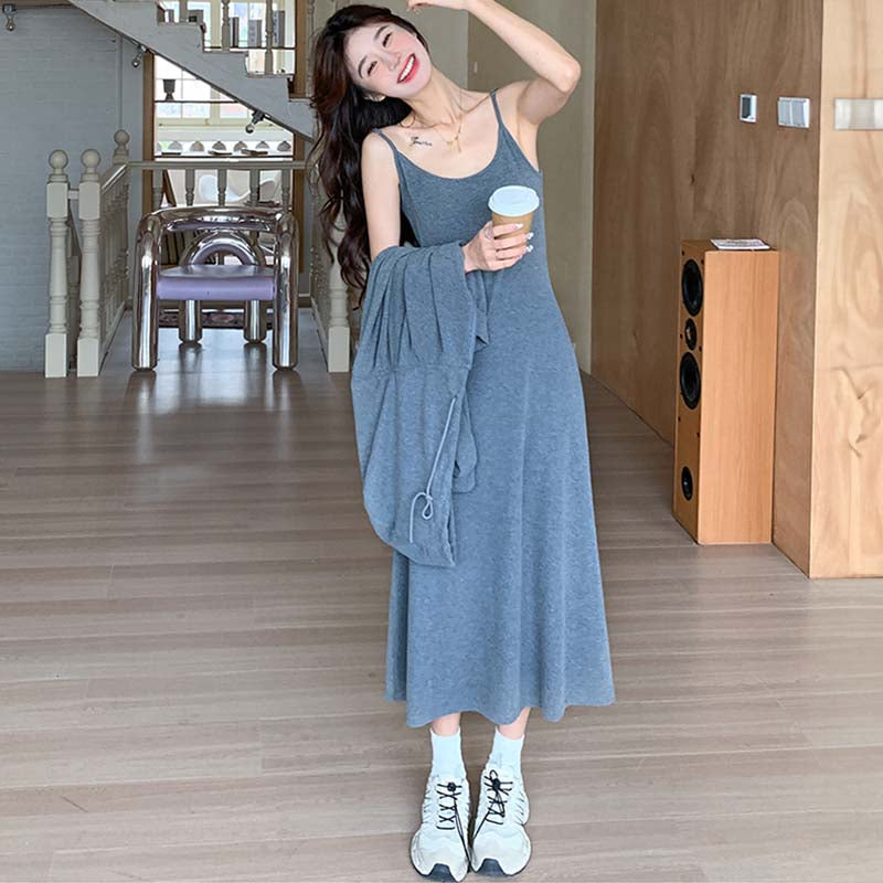 チャコールジップアップフーディー×マーメイドキャミワンピ ツーピース