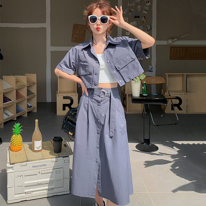 アウトポケットオーバークロップドシャツ×フロントボタンフレアスカート