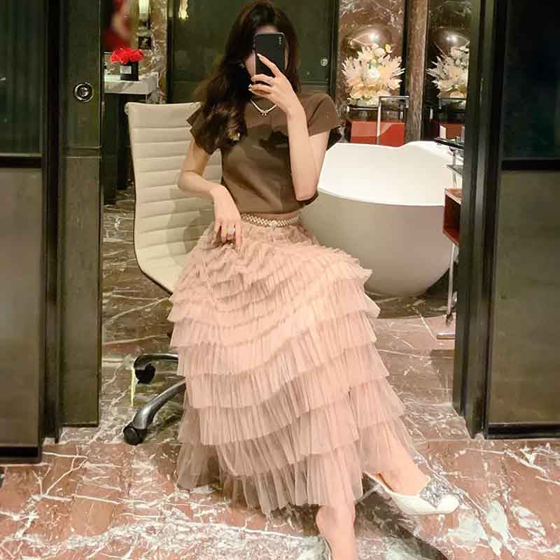 ラウンドネックニット×パールベルト付きチュールティアードスカート(2colors)