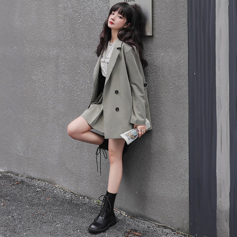 ロングテーラードダブルジャケット×プリーツミニスカート