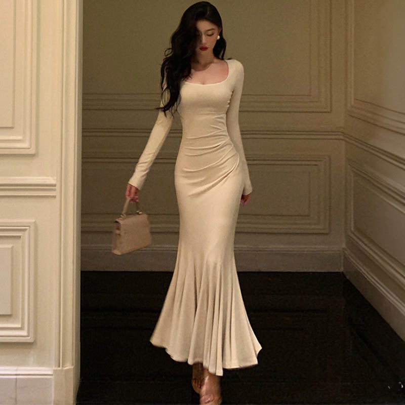 ラウンドネックマーメイドニットワンピース