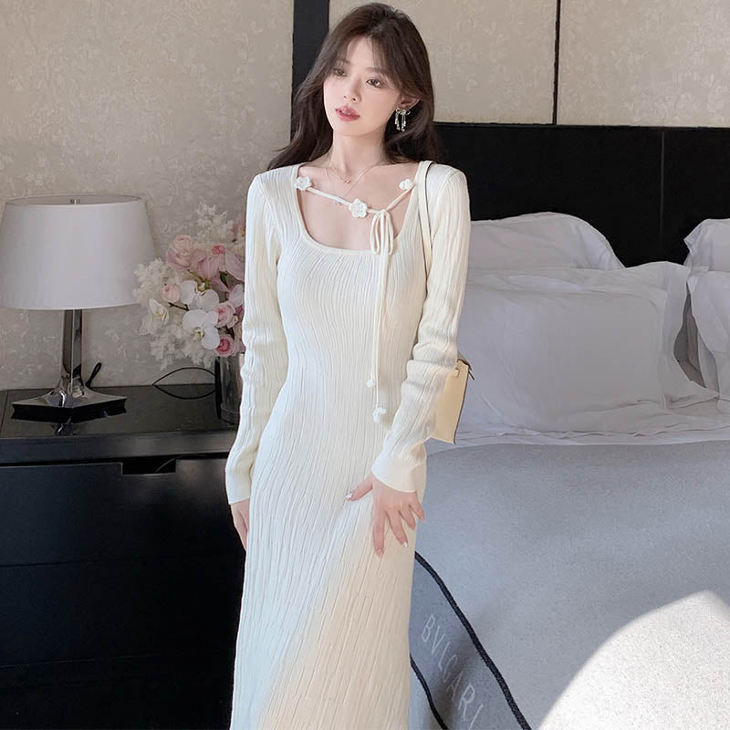 フラワーチョーカーコンビスクエアネックニットワンピース