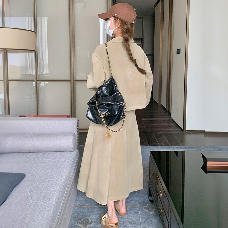 ハーフジップショートトレーナー×マキシフレアスカート